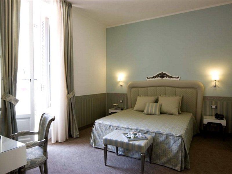 Jr Hotels Oriente Bari Luaran gambar