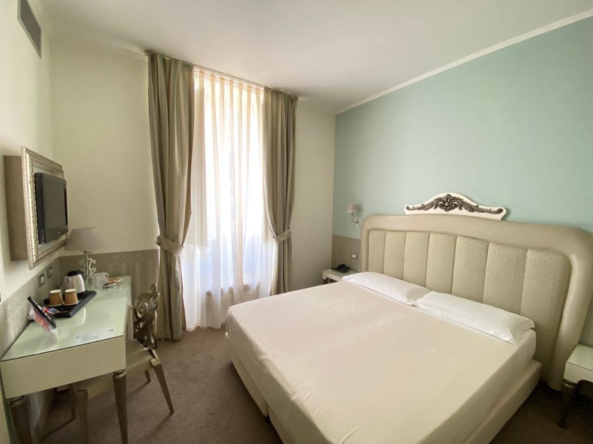 Jr Hotels Oriente Bari Luaran gambar