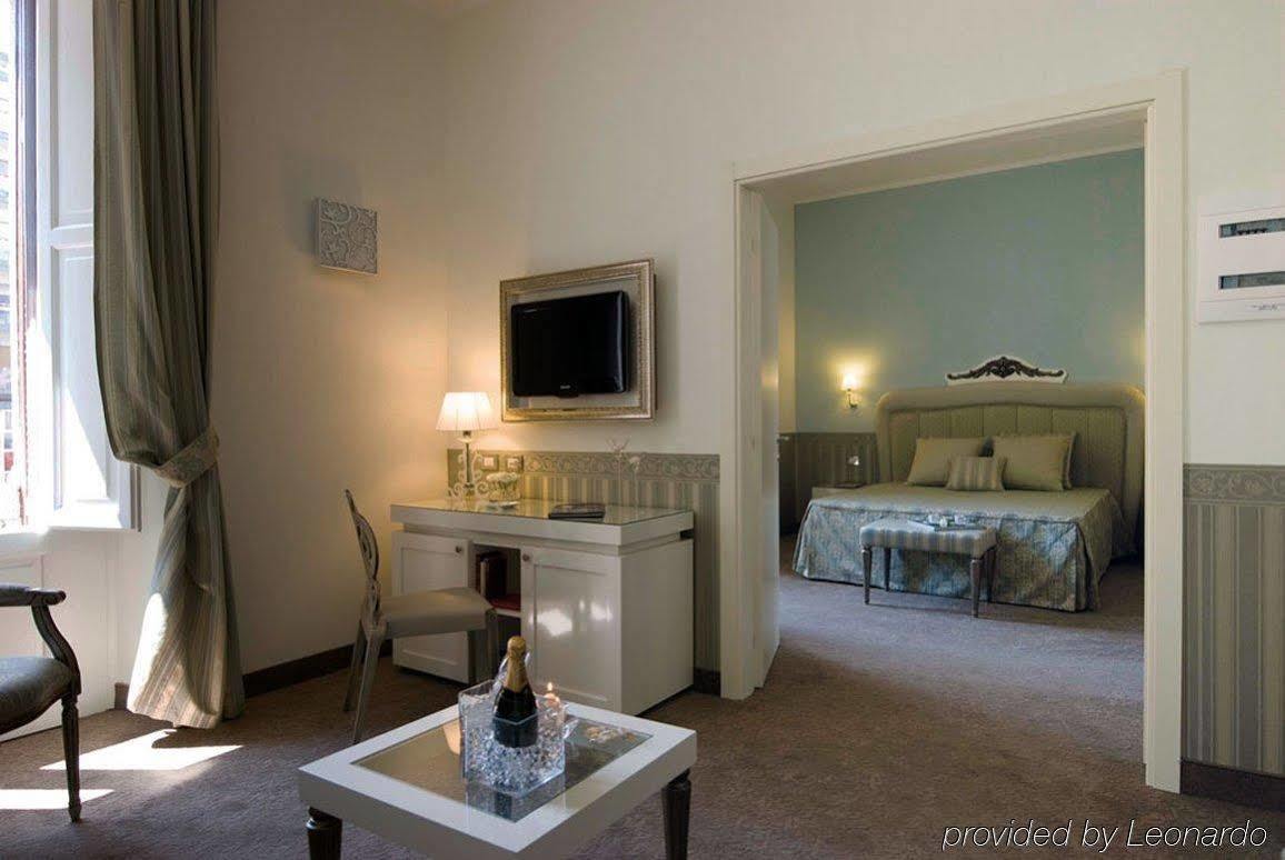 Jr Hotels Oriente Bari Luaran gambar